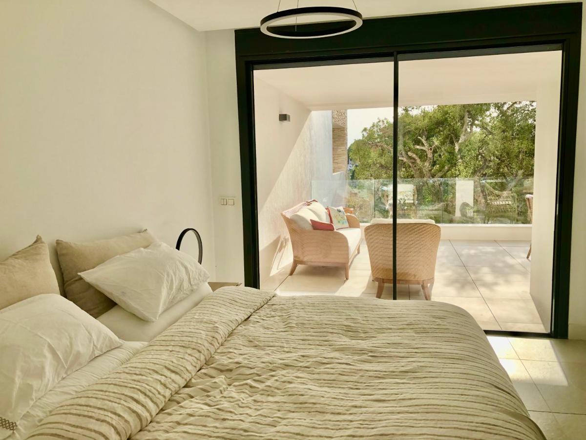 Modern Apartment In Front Of Cabopino Golf Marbellac Extérieur photo