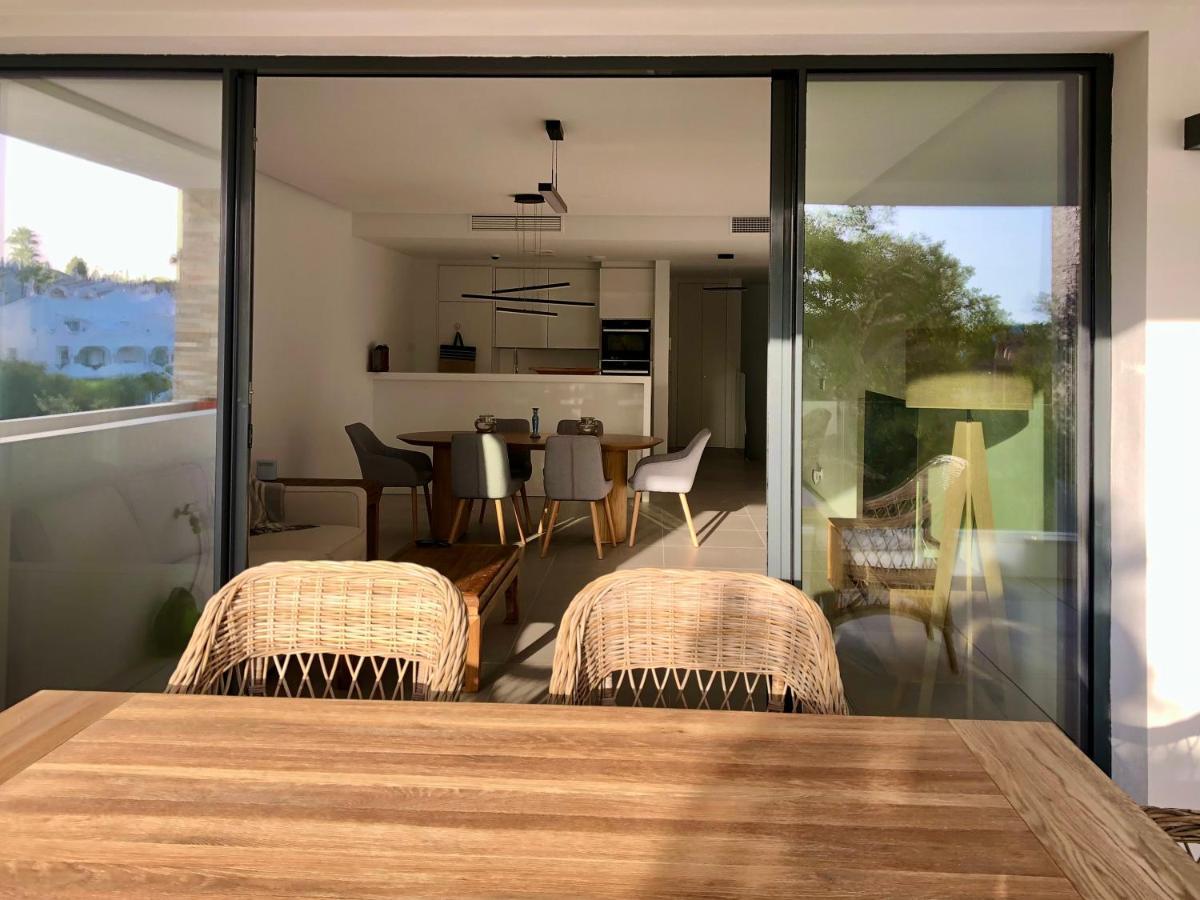 Modern Apartment In Front Of Cabopino Golf Marbellac Extérieur photo